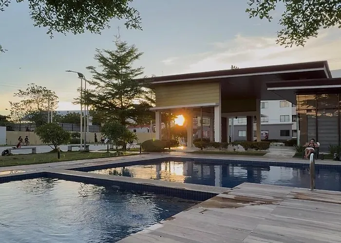 Modern Japandi With Pool Near Mactan Airport アパート
