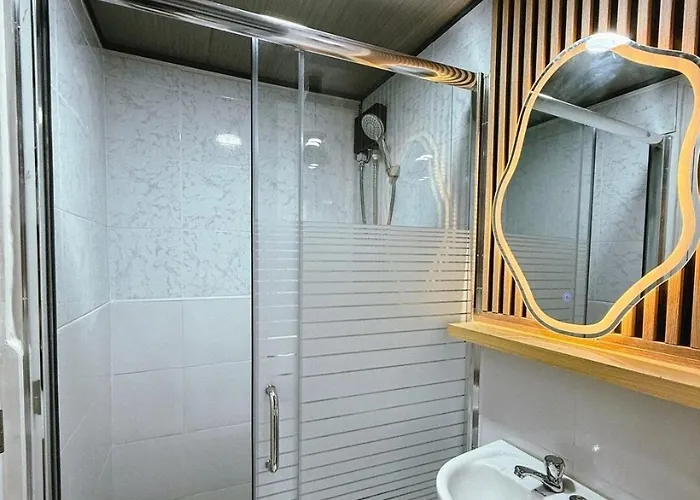 Modern Japandi With Pool Near Mactan Airport Bankal